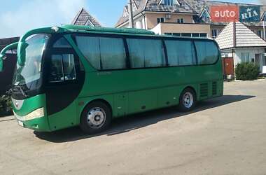 Туристический / Междугородний автобус YUTONG 6831 2008 в 