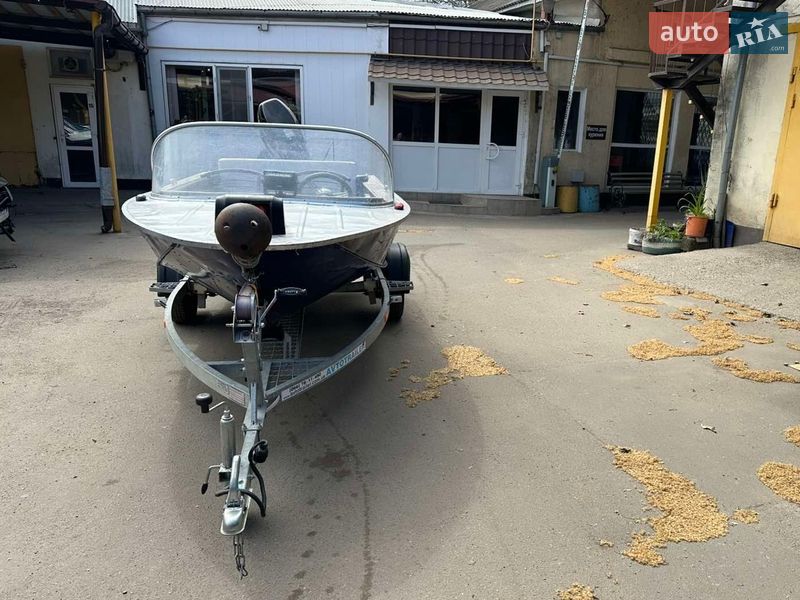 Човен Южанка 2 1981 в Одесі