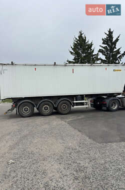 Зерновоз - полуприцеп Zaslaw D 653 2017 в 