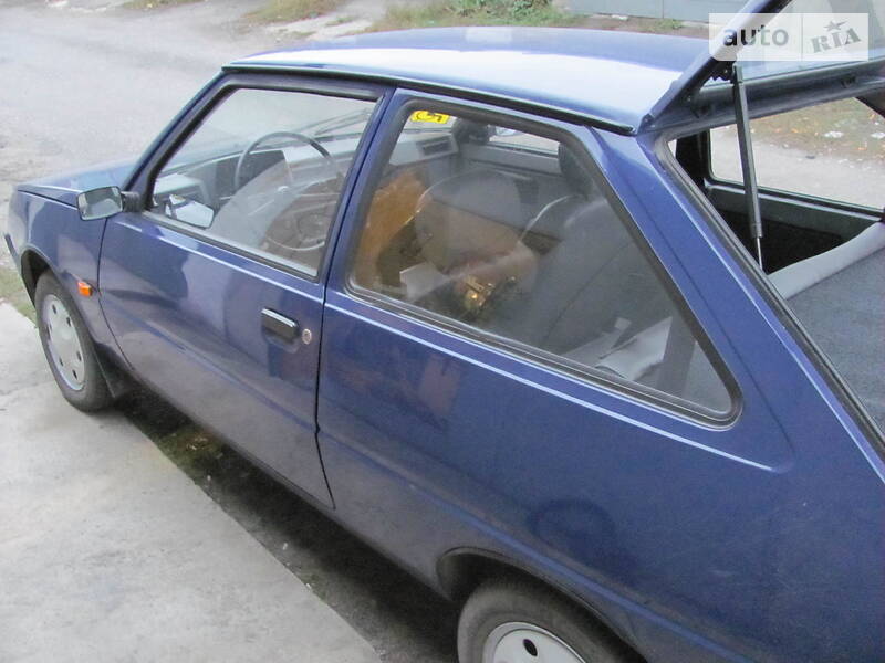 Хетчбек ЗАЗ 1102 Таврія-Нова 2004 в Добропіллі