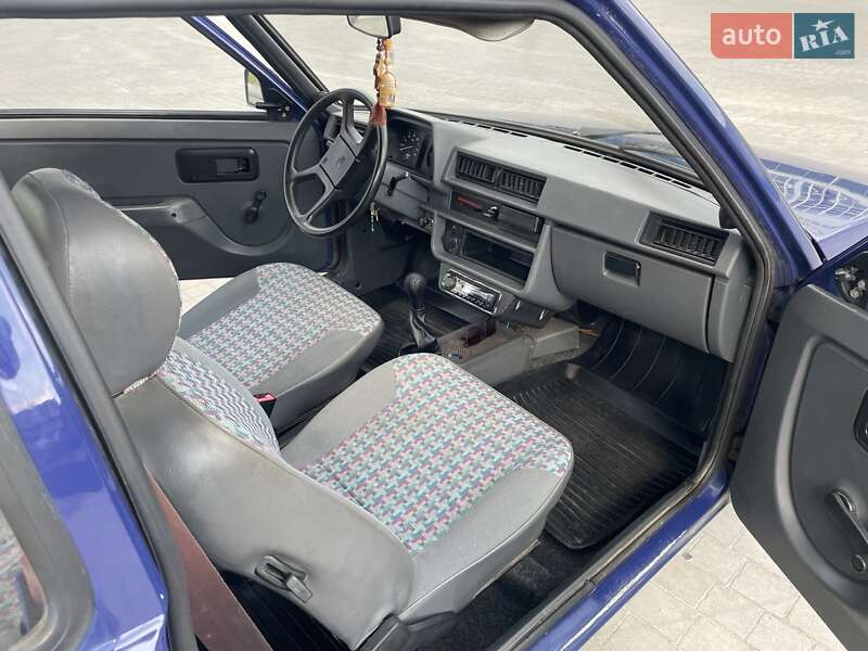 Хэтчбек ЗАЗ 1102 Таврия-Нова 2002 в Запорожье