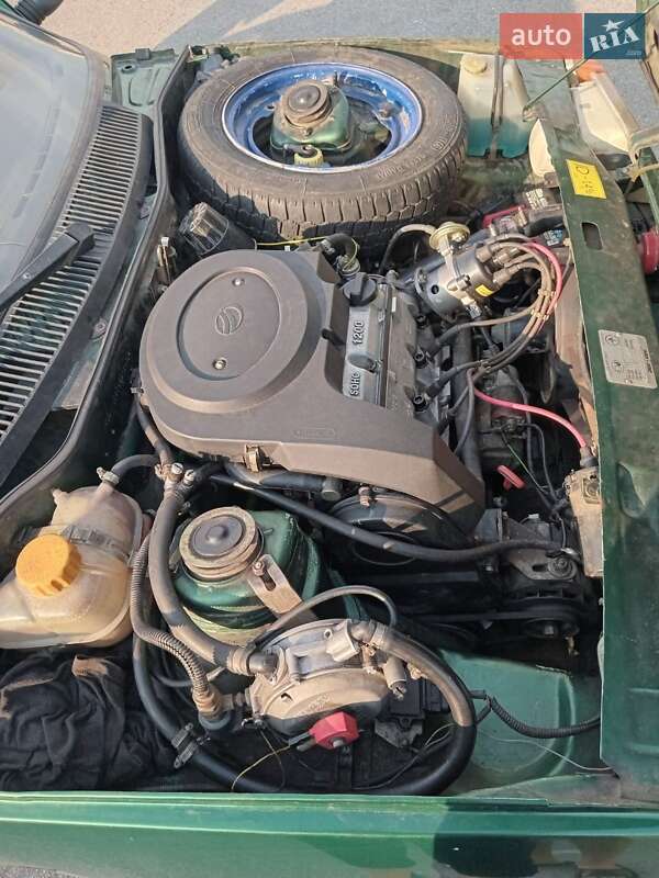 Хэтчбек ЗАЗ 1102 Таврия-Нова 2004 в Запорожье