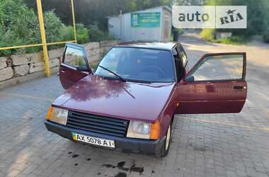 Хэтчбек ЗАЗ 1102 Таврия-Нова 2005 в 