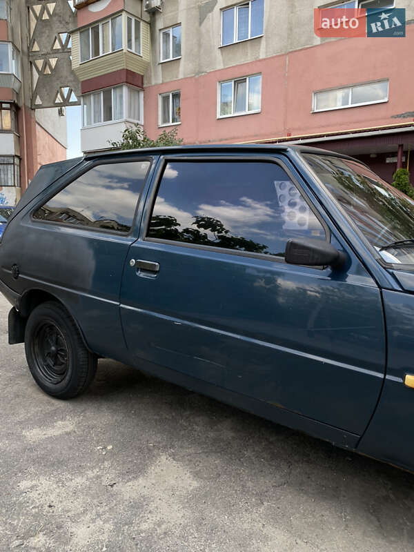 Хетчбек ЗАЗ 1102 Таврія-Нова 2004 в Запоріжжі