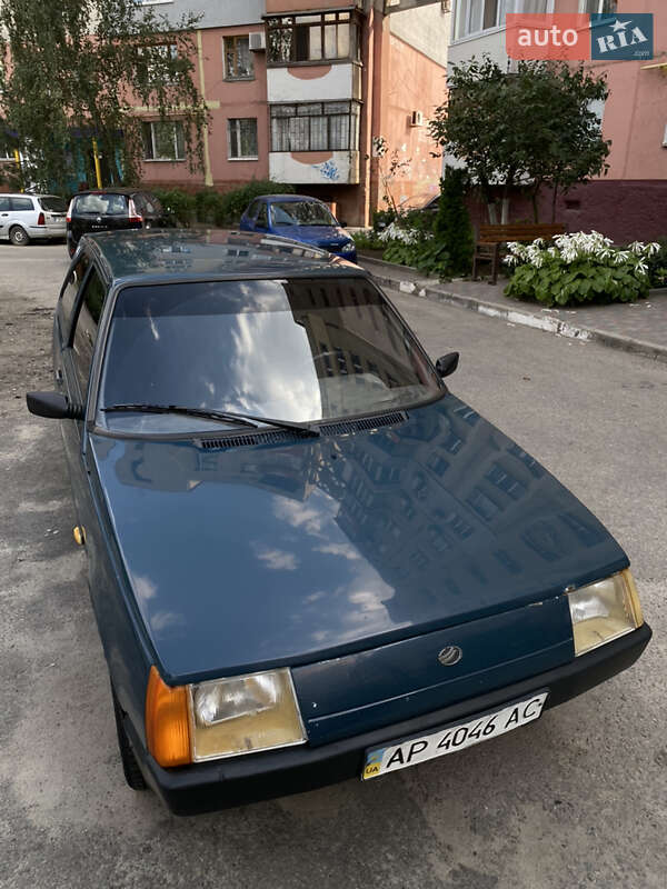 Хетчбек ЗАЗ 1102 Таврія-Нова 2004 в Запоріжжі