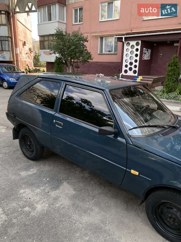 Хетчбек ЗАЗ 1102 Таврія-Нова 2004 в Запоріжжі