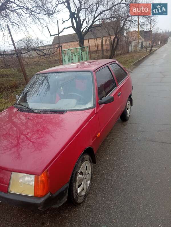 Хэтчбек ЗАЗ 1102 Таврия-Нова 2004 в Запорожье