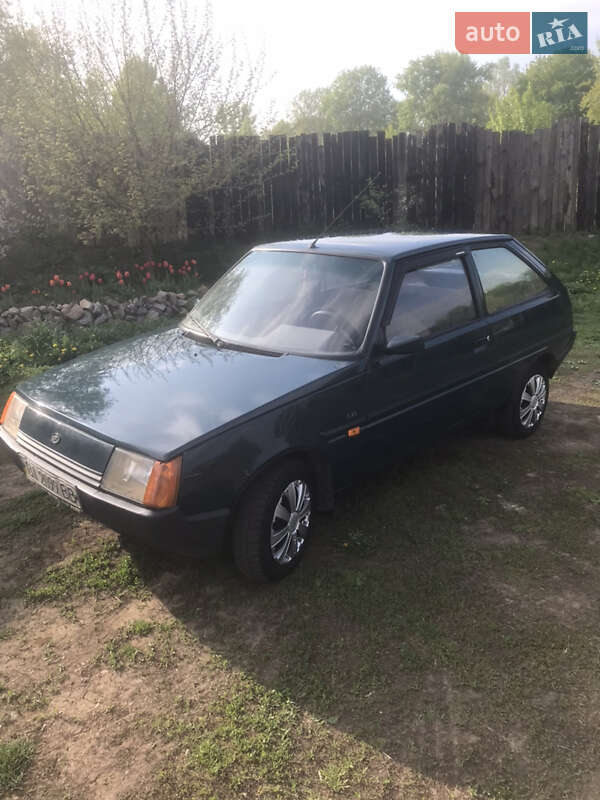 Хэтчбек ЗАЗ 1102 Таврия-Нова 2004 в Полтаве