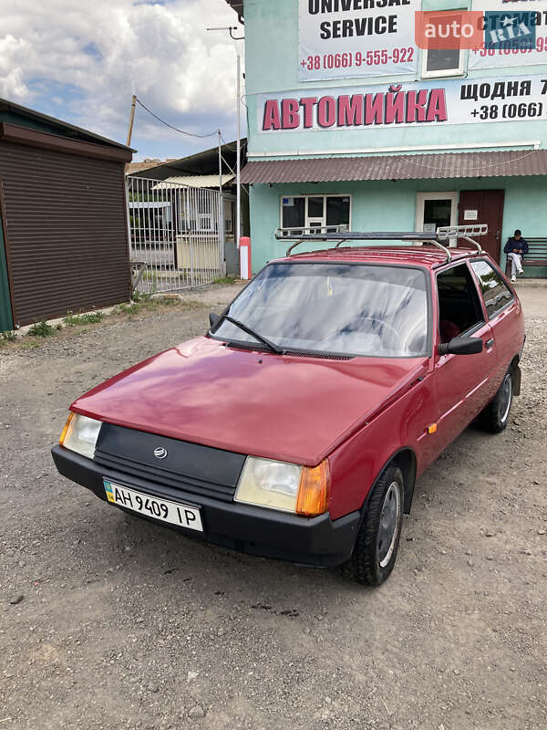 Хэтчбек ЗАЗ 1102 Таврия-Нова 2004 в Краматорске