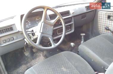 Хэтчбек ЗАЗ 1102 Таврия-Нова 2003 в 