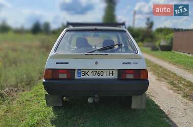 Хэтчбек ЗАЗ 1102 Таврия-Нова 2002 в 