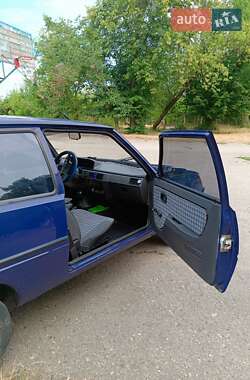 Хэтчбек ЗАЗ 1102 Таврия-Нова 2003 в 