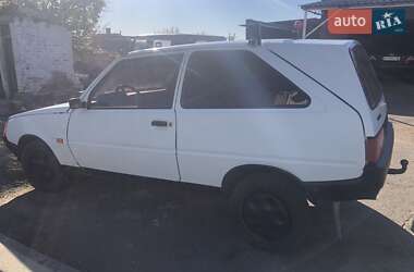 Хэтчбек ЗАЗ 1102 Таврия-Нова 2006 в 