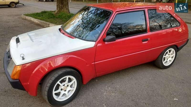 Хэтчбек ЗАЗ 1102 Таврия-Нова 1999 в 