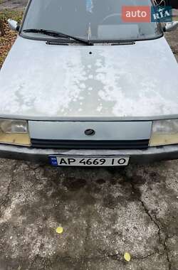 Хэтчбек ЗАЗ 1102 Таврия-Нова 2004 в 