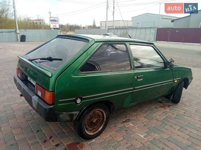 Хэтчбек ЗАЗ 1102 Таврия-Нова 2002 в Борисполе