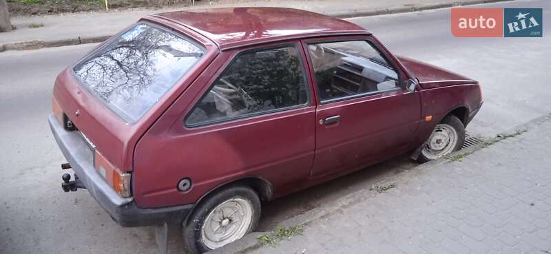 Хэтчбек ЗАЗ 1102 Таврия-Нова 2004 в Львове