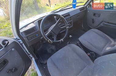 Хэтчбек ЗАЗ 1102 Таврия-Нова 2000 в 