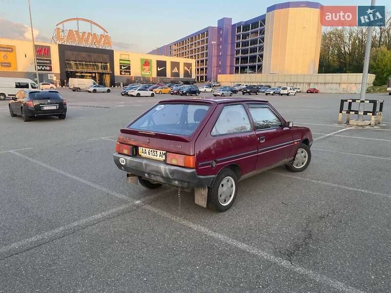 Хетчбек ЗАЗ 1102 Таврія-Нова 2005 в Києві