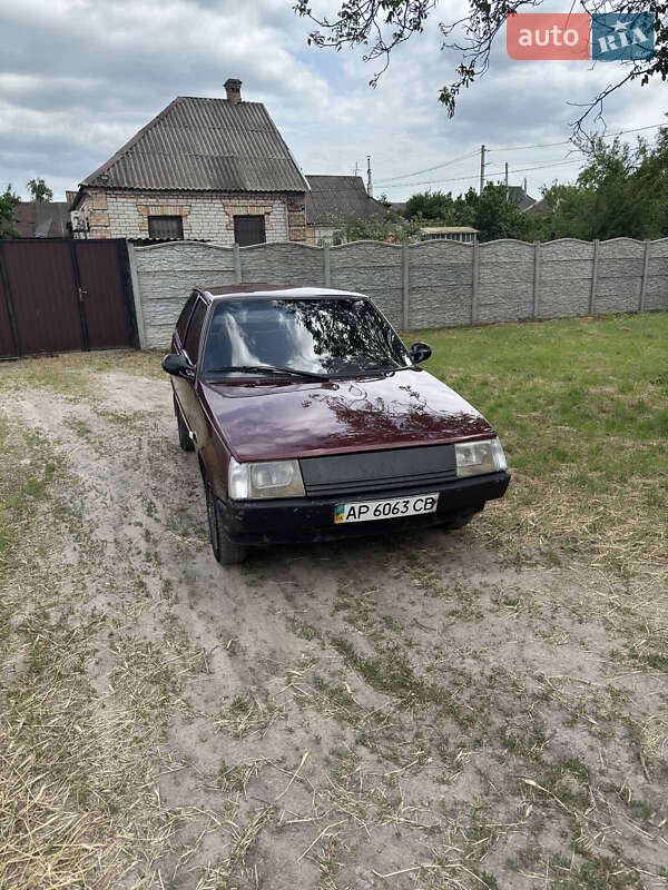 Хэтчбек ЗАЗ 1102 Таврия-Нова 2006 в 