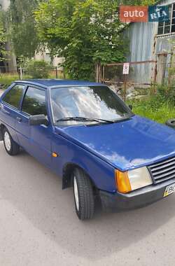 Хэтчбек ЗАЗ 1102 Таврия-Нова 2001 в 