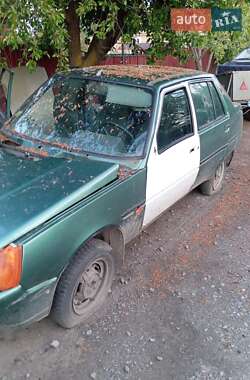 Хэтчбек ЗАЗ 1102 Таврия-Нова 2004 в 