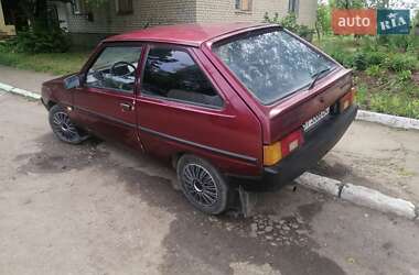Хэтчбек ЗАЗ 1102 Таврия-Нова 2001 в 