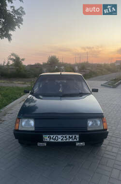 Хэтчбек ЗАЗ 1102 Таврия-Нова 2001 в 