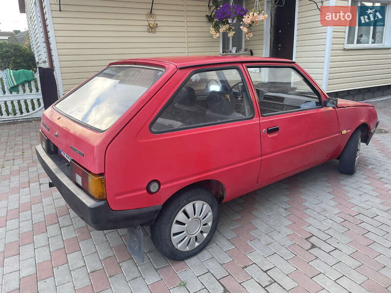 Хетчбек ЗАЗ 1102 Таврія-Нова 1999 в Калинівці