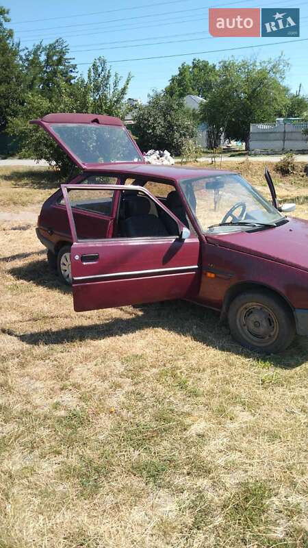 Хетчбек ЗАЗ 1102 Таврія-Нова 2004 в Кременчуці