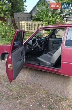Хэтчбек ЗАЗ 1102 Таврия-Нова 2005 в 