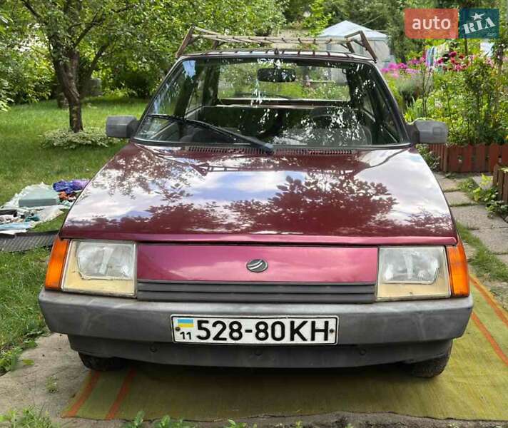 ЗАЗ 1102 Таврия-Нова 2001