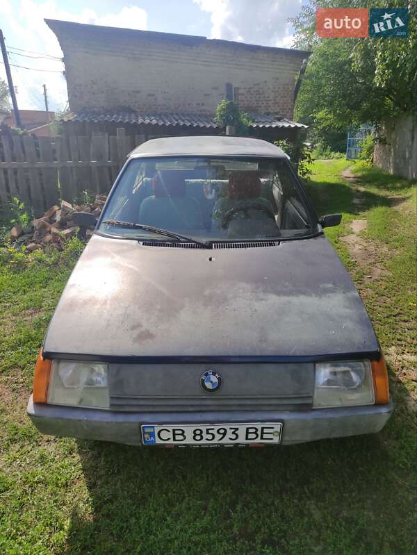 Хэтчбек ЗАЗ 1102 Таврия-Нова 2001 в 