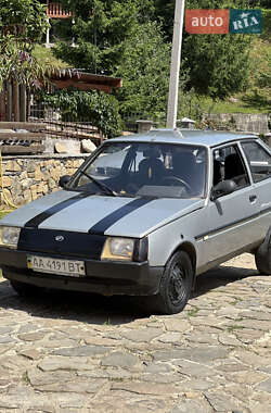 Хэтчбек ЗАЗ 1102 Таврия-Нова 2006 в 