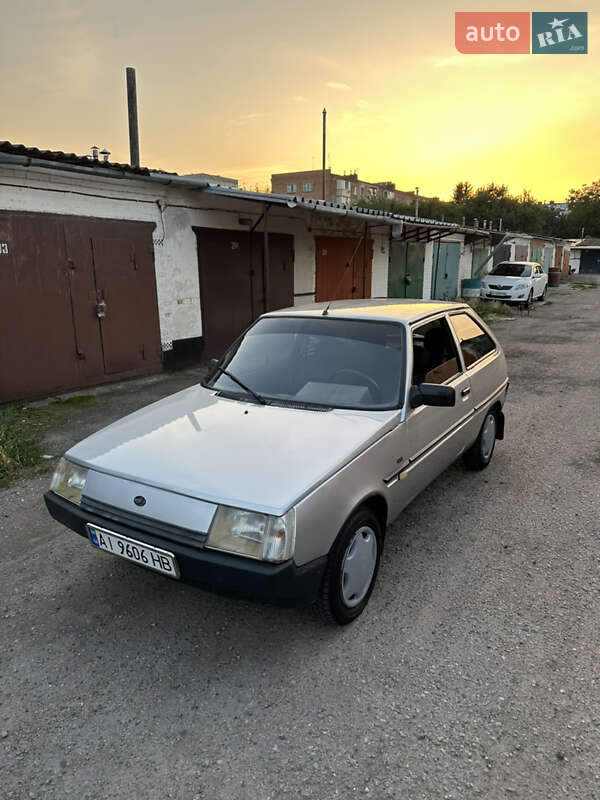Хэтчбек ЗАЗ 1102 Таврия-Нова 2004 в Белой Церкви