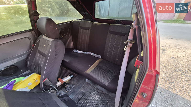 Хэтчбек ЗАЗ 1102 Таврия-Нова 2002 в Тарасовке