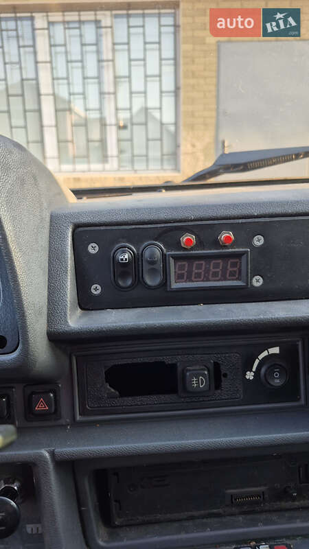 Хэтчбек ЗАЗ 1102 Таврия-Нова 2002 в Тарасовке