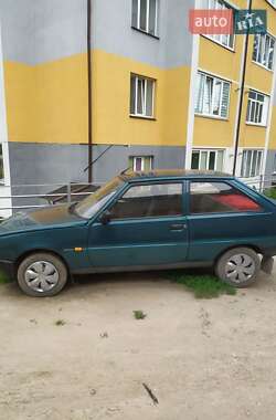 Хэтчбек ЗАЗ 1102 Таврия-Нова 2000 в 