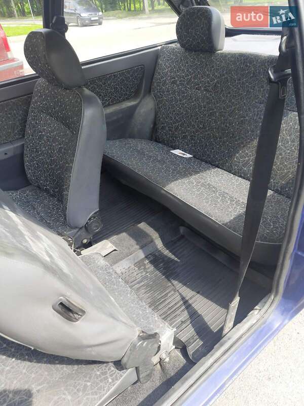 Хэтчбек ЗАЗ 1102 Таврия-Нова 2004 в Харькове