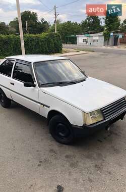 Хетчбек ЗАЗ 1102 Таврія-Нова 2000 в Запоріжжі