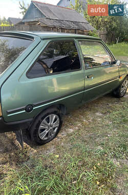 Хэтчбек ЗАЗ 1102 Таврия-Нова 2005 в 