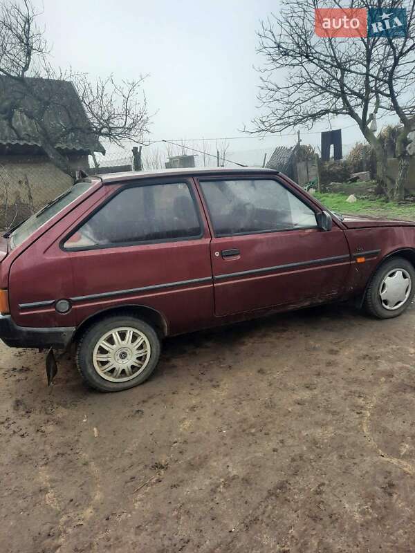 ЗАЗ 1102 Таврия-Нова 2001