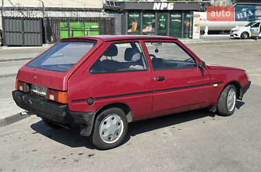 Хэтчбек ЗАЗ 1102 Таврия-Нова 2004 в 
