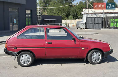 Хэтчбек ЗАЗ 1102 Таврия-Нова 2004 в 