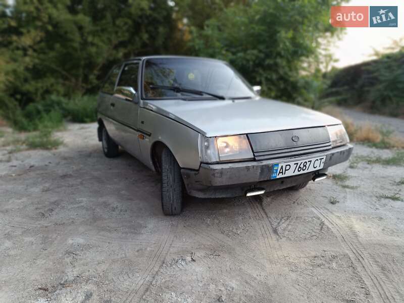 Хетчбек ЗАЗ 1102 Таврія-Нова 1998 в Запоріжжі