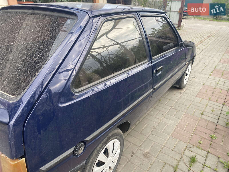 Хэтчбек ЗАЗ 1102 Таврия-Нова 2004 в Вольнянске