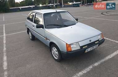 Хэтчбек ЗАЗ 1102 Таврия-Нова 2004 в 