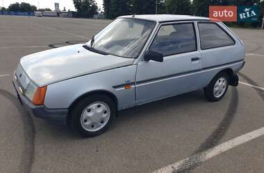 Хэтчбек ЗАЗ 1102 Таврия-Нова 2004 в Киеве