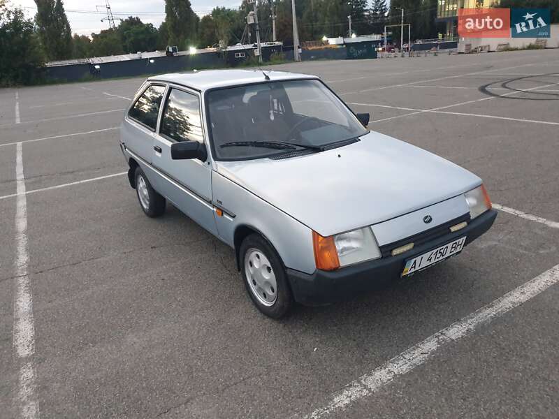 Хетчбек ЗАЗ 1102 Таврія-Нова 2004 в Києві