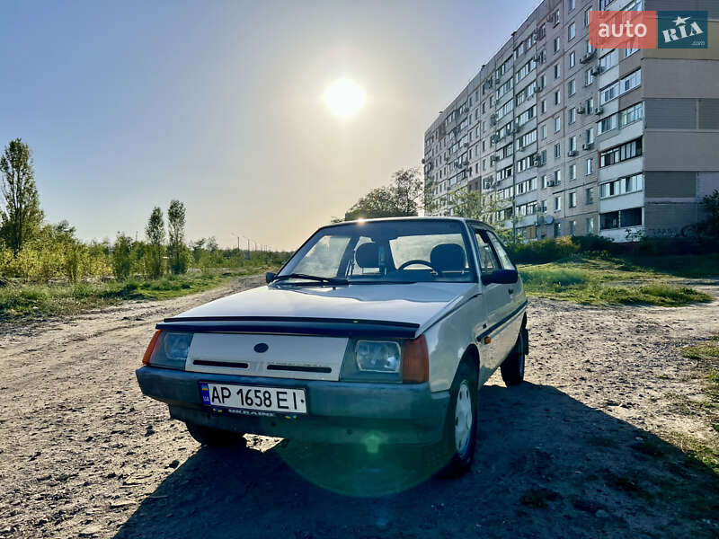 Хэтчбек ЗАЗ 1102 Таврия-Нова 2003 в Запорожье